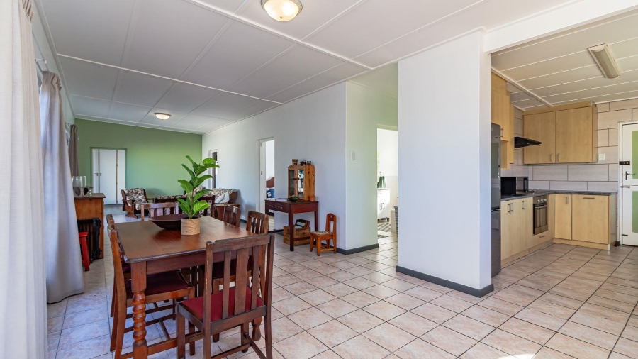 3 Bedroom Property for Sale in De Kelders Western Cape